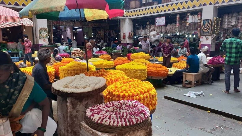 Experience Bangalore - Evening City Walk Tour & Market Visit - Key highlights that make this tour work