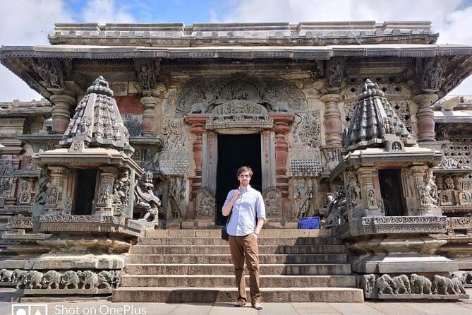 Explore Bangalore’s Wild Side – An Exclusive Bannerghatta Safari! - What to Wear in Bangalore Heat: Colors, Shoes, and Sun Smarts