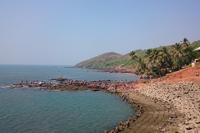 Explore Goa in a Nutshell - Getting there comfortably (and why AC matters at 9:30 am)
