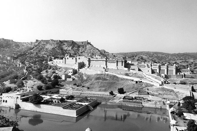 Explore Jaipur on a Motorbike - A Unique Experience - Panna Meena ka Kund (stepwell): the short stop that pays off in photos