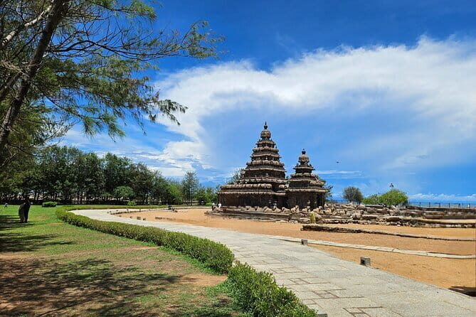 Explore Mahabalipuram & Kanchipuram: A Day Trip from Chennai! - Silk Saree Time: What to Do With Your Kanchipuram Shopping Window