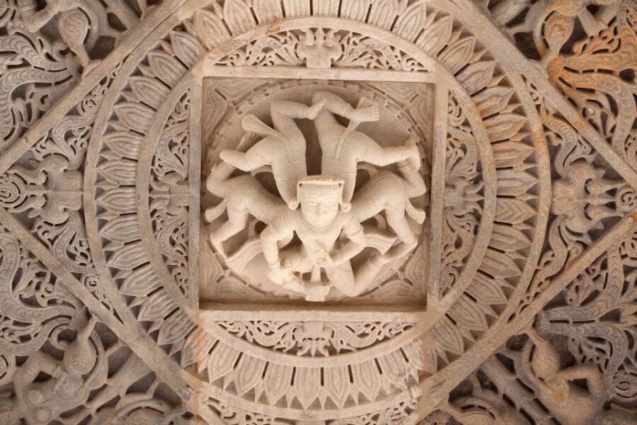 Explore Ranakpur Jain Temple from Udaipur with Jodhpur Drop - Timing from Udaipur: why your pickup time can decide your visit