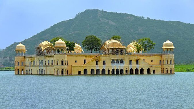 Explore Taj Mahal & Sacred Mathura–Vrindavan Tour From Jaipur - The Big Picture: Why This Jaipur-to-Taj-and-Krishna Route Makes Sense