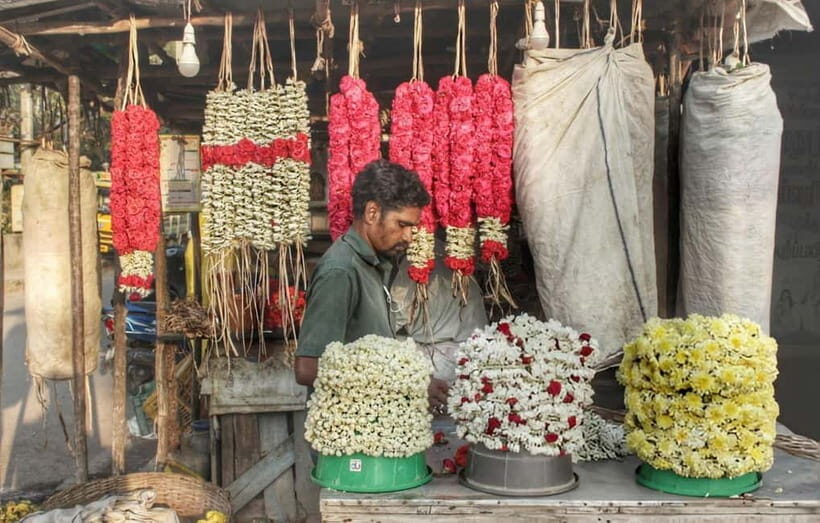 Exploring Chennai Bustling Markets: Guided Tour by Foot - What to Bring (and What Not to Bring) for a Smooth Market Walk