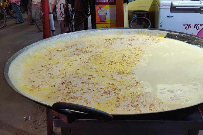 Food Trail Through Sowcarpet Market: A Taste of Chennai - The 4pm meet-up: Joonus Sait & Sons and a good way to start