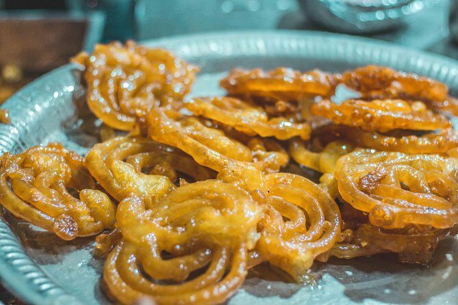 Food Walk tour of Old & New Delhi with a local guide - What to bring (and what to expect) for four hours of market walking