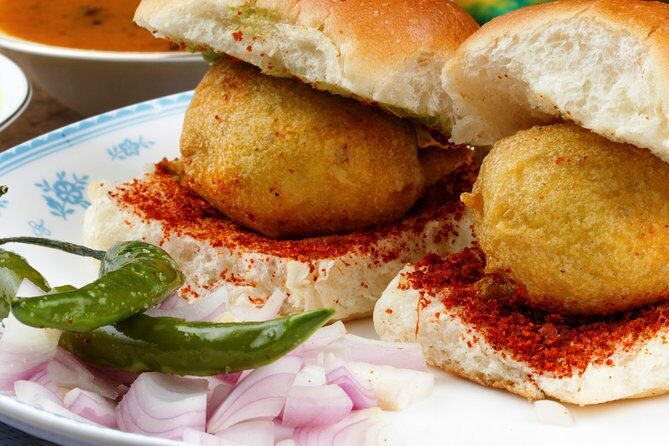 Food Walk Tour Pune (2 Hours Guided Food Tasting Walk) - Route and pacing: meeting at Deccan Gymkhana, finishing on FC Road