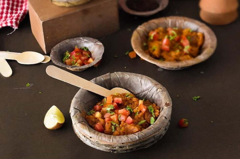 Food Walking Tour of Varanasi - Start at Kashi Chat Bhandar and Get Moving Fast