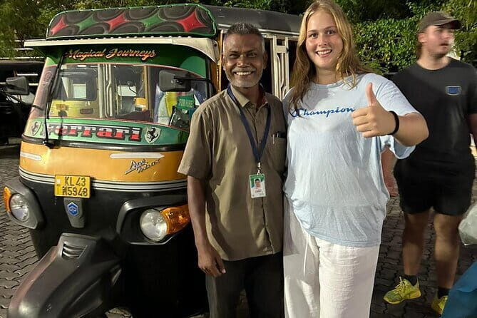 Fort Kochi Tuk-Tuk Sightseeing Tour - St. Francis Church and Dhoby Khana laundry: faith and daily work