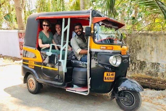 Fort Kochi Tuk Tuk Tour & Sightseeing with a Local Driver - Why a private tuk tuk works so well for Kochi sightseeing