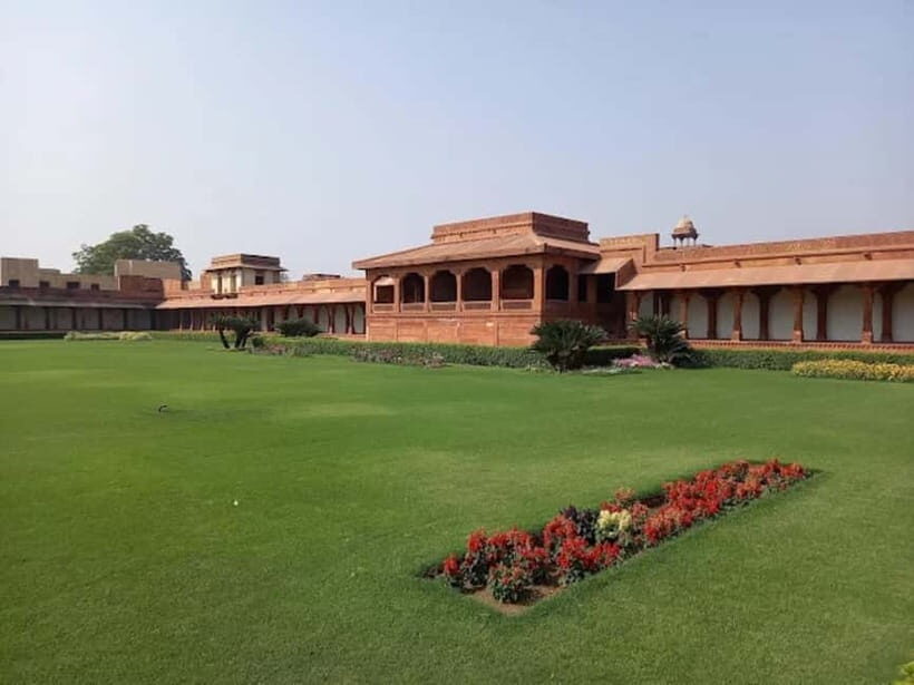 From Agra: Fatehpur Sikri Guided Tour - The itinerary in order, and what to watch for at each step