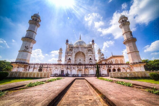 From Aurangabad to Ajanta & Ellora Tour by Private AC Sedan(4Pax) - Private AC Sedan Value From Aurangabad