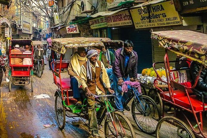 From Chaats to Chandni Chowk: A Gourmet Journey - How to plan your day for a smooth 4 hours