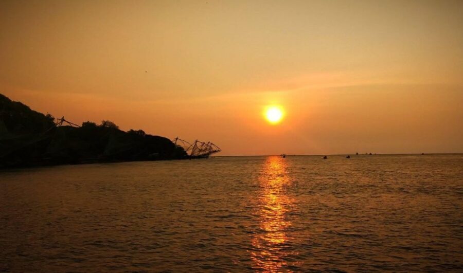 From Cochin: Fort Kochi and Mattancherry Sightseeing Tour - Price and logistics: how a $27 tour works on a ship day