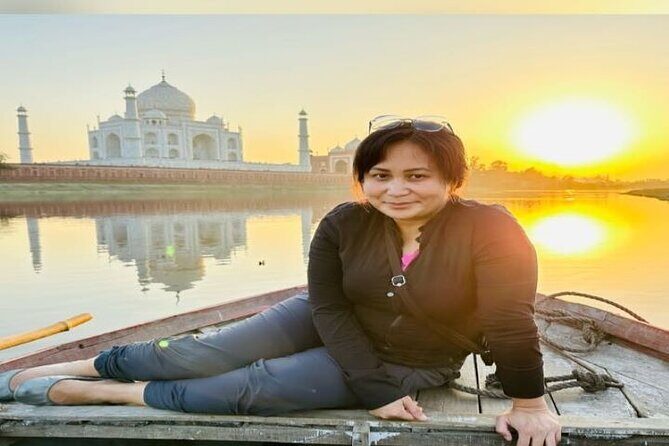 From Delhi: 2-Day Taj Mahal & Jaipur Express Tour (Hotel & Guide) - Door-to-door pickup and the comfort math of $200