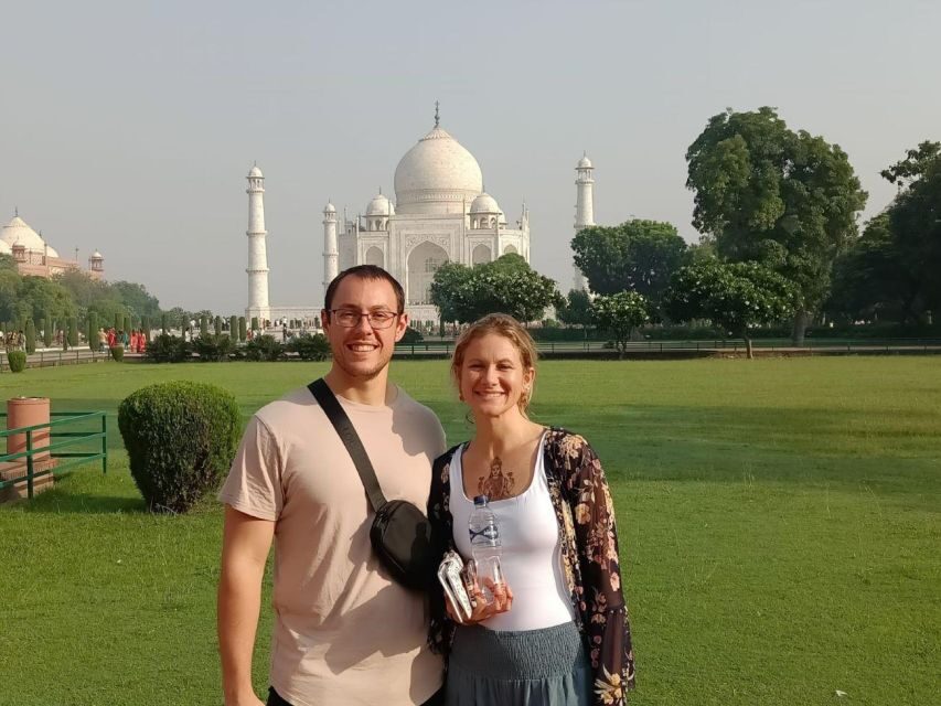 From Delhi: 2 Days Overnight Taj Mahal & Agra Private Tour - Fatehpur Sikri: The Ghost City Built of Red Stone