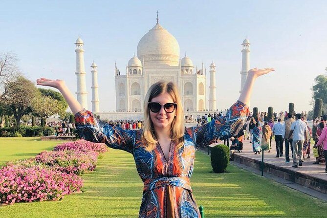 From Delhi: 3 Days Golden Triangle tour (Delhi, Agra & Jaipur) - Taj Mahal with a battery bus: saving energy for the real sights