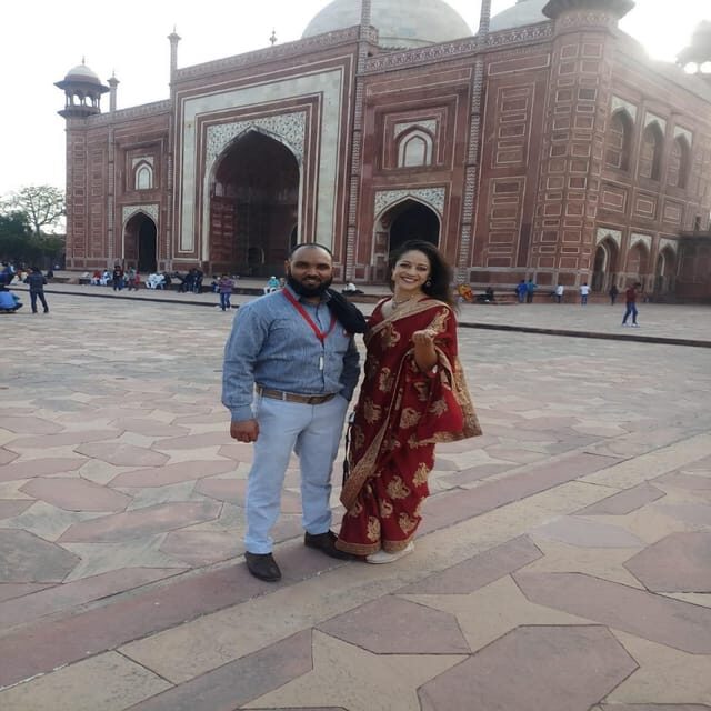 From Delhi/Agra: Taj Mahal Tour with Rental Saree Experience - Food and the “real day” planning gap