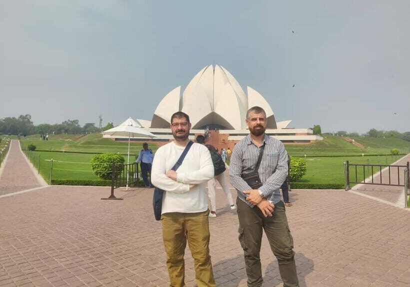From Delhi Airport: Guided Layover Tour of Old & New Delhi - Picking the right route: 4, 5, 6, or 8 hours