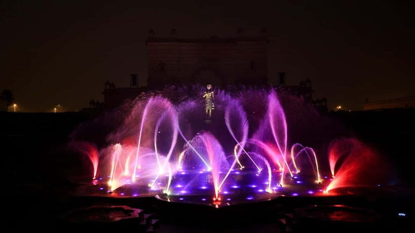 From Delhi: Akshardham Exhibition and Sahaj Anand Water Show - Quick hits before you go