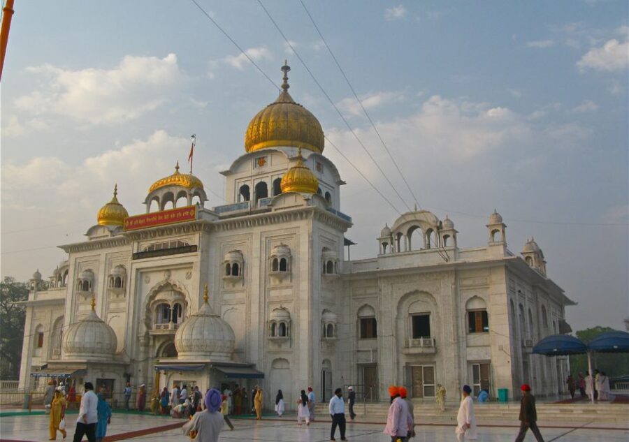From Delhi: All Inclusive Old & New Delhi Tour With Option. - New Delhi highlights: Lotus Temple, Humayun’s Tomb, and Qutub Minar