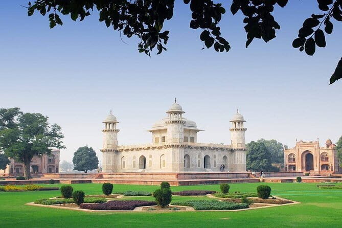 From Delhi: All-Inclusive Taj Mahal and Agra City Tour By Car - A Full Day from Delhi: what 12 hours means for you