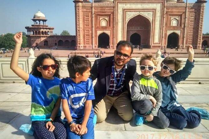 From Delhi : Day Trip To Taj Mahal - Entering the Taj Mahal With a Guide and Real Time on Site