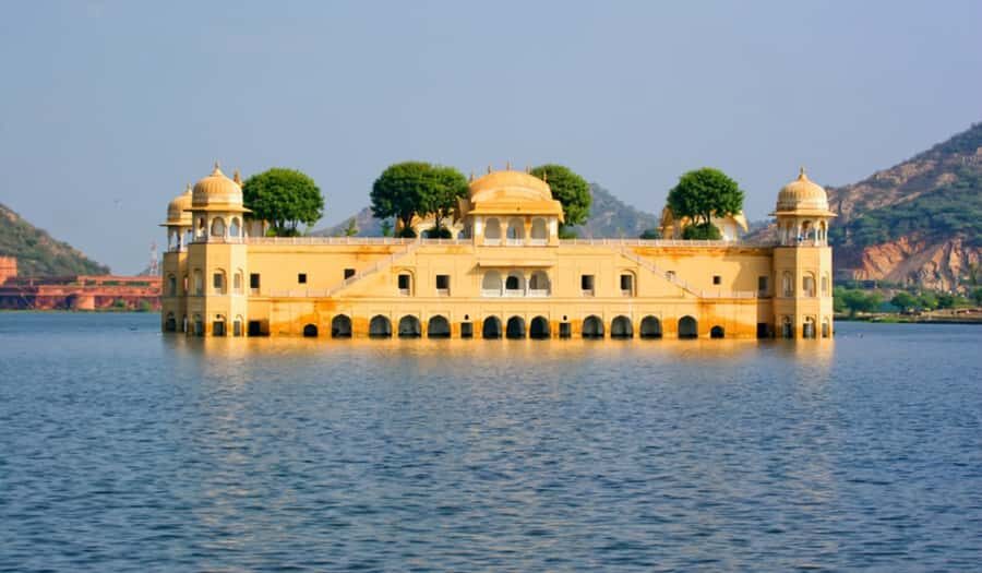 From Delhi: Jaipur Pink City Private Tour by Car - Who should book this Jaipur by car day trip