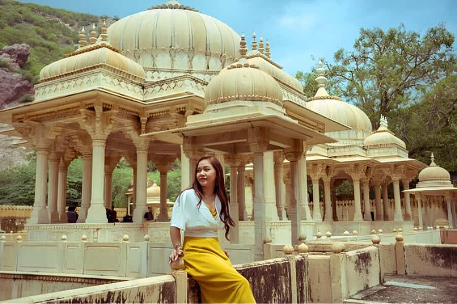 From Delhi: Jaipur Sightseeing Day Tour with Hotel Pickup - Albert Hall Museum: The Clean Way to End with Context