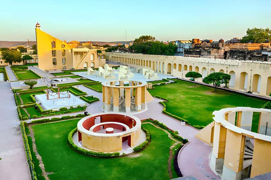 From Delhi: Jaipur Sightseeing Day Tour with Hotel Pickup - The Real Value: Private Guide, Private Driver, and a Structured Route