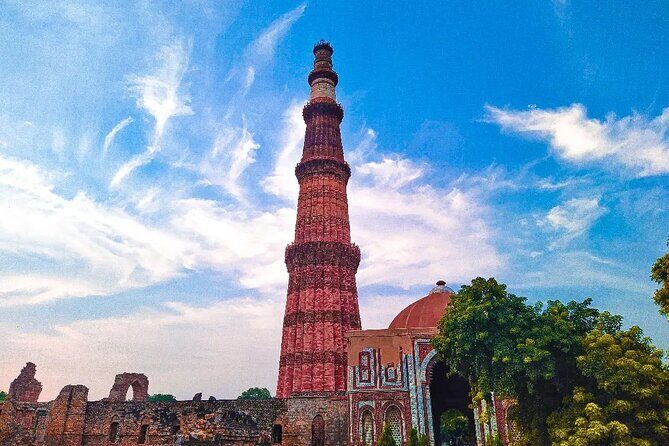 From Delhi: New and Old Delhi Private Sightseeing Tour - What this tour feels like in the real world