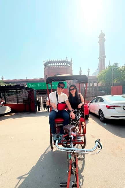 From Delhi : Old and New Delhi Private Full or Half-Day Tour - Lotus Temple and Humayun’s Tomb: two styles of awe