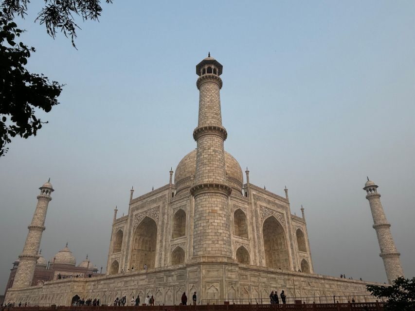 From Delhi One Day Agra & Taj Mahal Round Trip - Lunch Break in Agra: Multi-Cuisine Reset