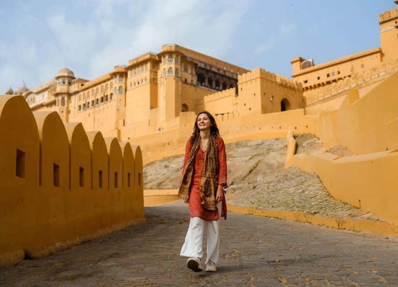 From Delhi: Private Full-Day Jaipur Highlights Tour - Panna Meena Ka Kund Stepwell: 1,800 Steps and Aravalli Views