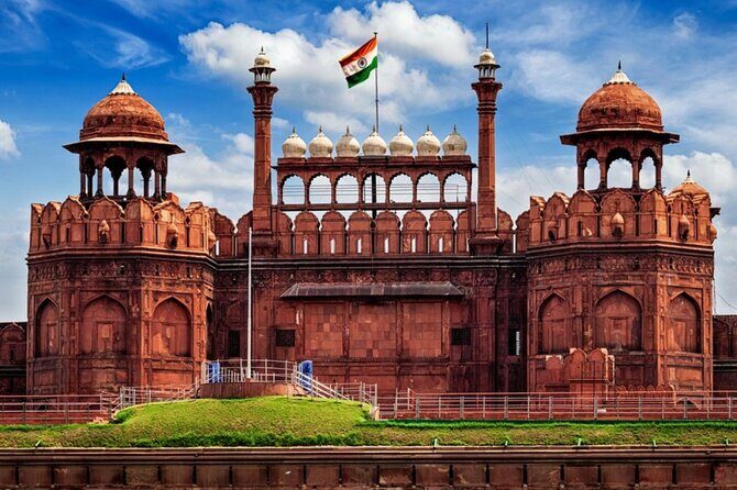 From Delhi : Private Full Day Old and New Delhi City Tour - Red Fort exterior: UNESCO-level photos without the time commitment