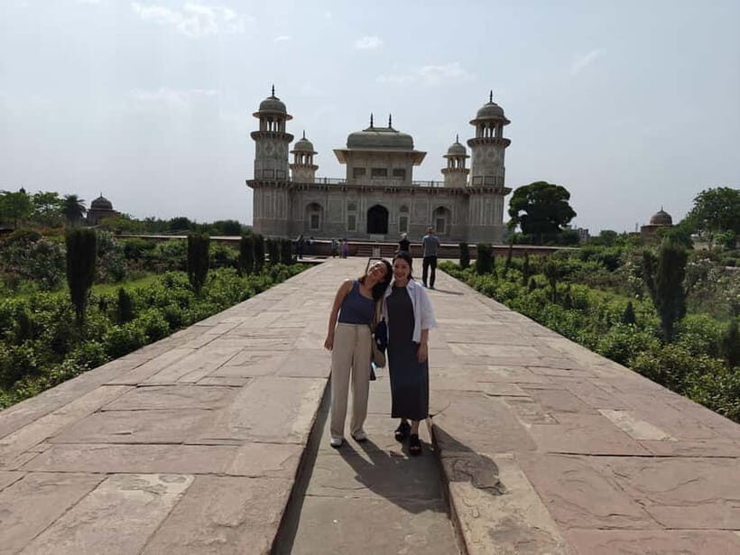 From Delhi: Private Layover Taj Mahal Day Tour By Car - Practical tips before you go