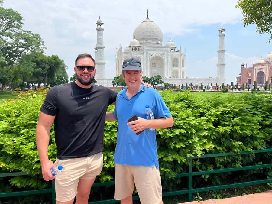 From Delhi: Private Taj Mahal, Agra Fort & Baby Taj Day Tour - Taj Mahal With a Live Guide: Love Story, Best Views, and Easy Entry