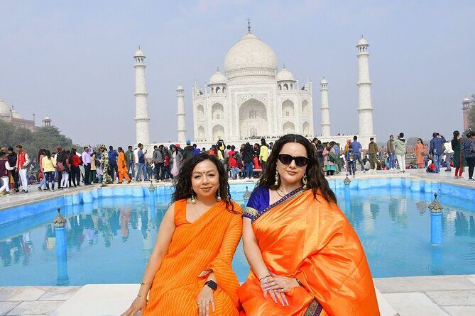 From Delhi: Private Taj Mahal Photoshoot in Indian Ethnic Attire - Outfit selection in Agra: sarees, lehengas, kurta, and styling help