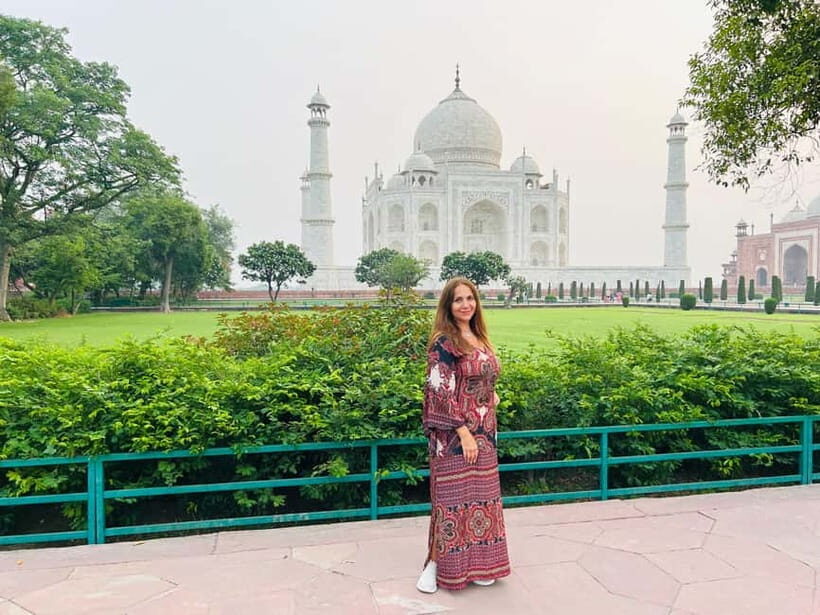 From Delhi: Private Taj Mahal Sunrise with Agra Tour By Car - Guided Taj Mahal visit with skip-line entry