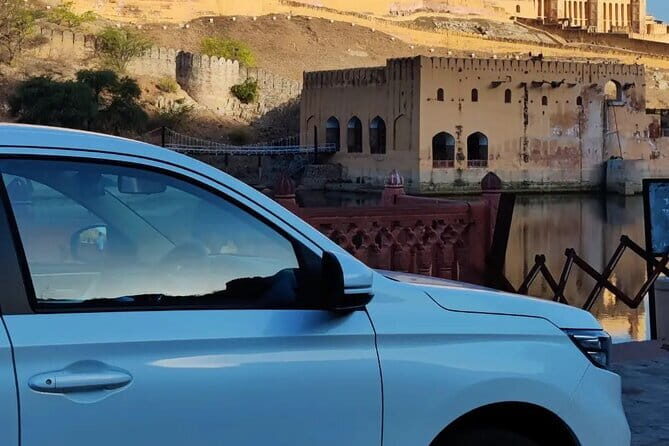 From Delhi: Private Transfers Cab To Jaipur with Agra Sightseeing - Driver Quality and Car Comfort: Safety and Cleanliness Matter
