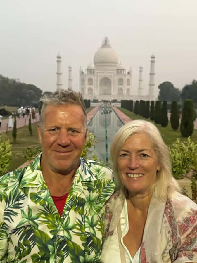 From Delhi: Same Day Taj Mahal Tour with lunch in 5 star - The drive back to Delhi: plan for a full reset
