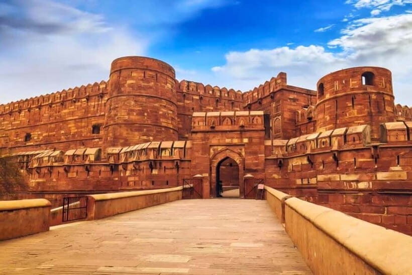 From Delhi: Sunrise Taj Mahal, Agra Fort & Baby Taj Day Tour - Agra Fort with a Local Guide: Mughal Power Up Close