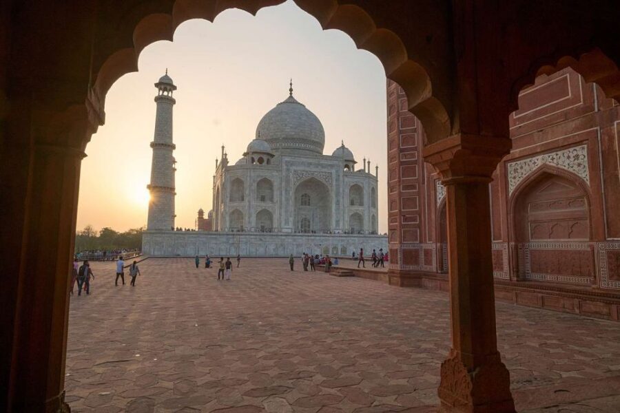 From Delhi: Sunrise Taj Mahal & Agra Private Day Trip By Car - Who should book this sunrise-to-sunset style trip