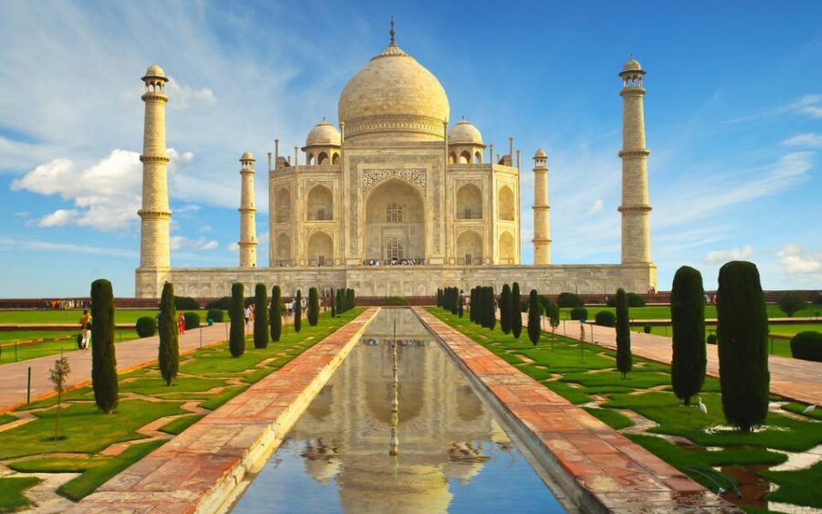 From Delhi: Sunrise Taj Mahal Tour By Car with Breakfast - Leaving Delhi: the private car advantage (and why it matters at dawn)