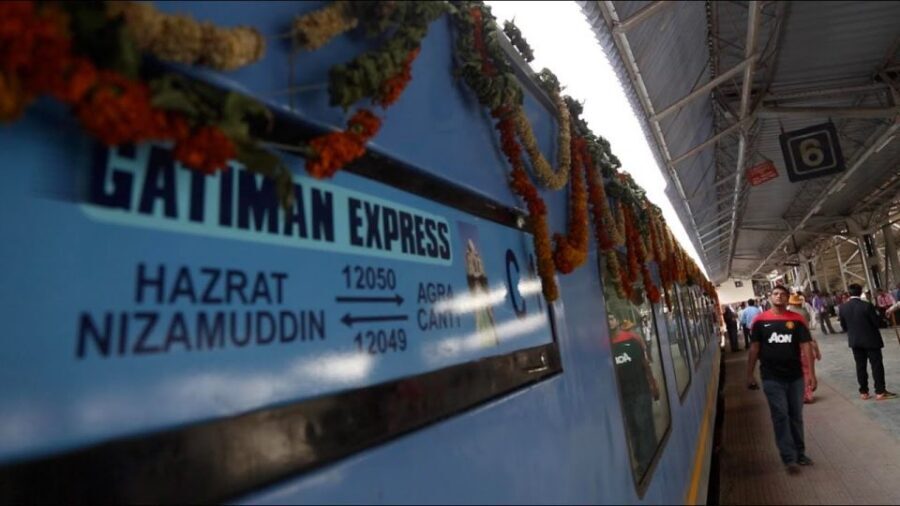 From Delhi: Taj Mahal & Agra City Tour By Gatiman Train - Who should book this tour, and who should skip it