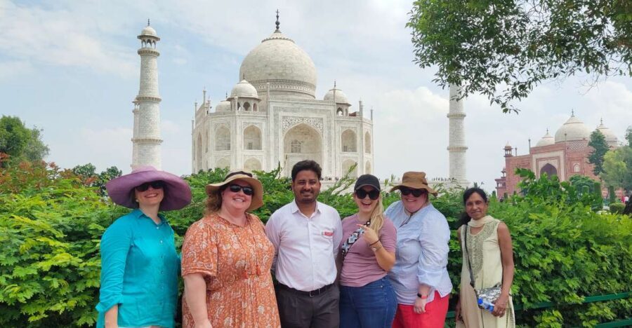 From Delhi: Taj Mahal, Agra Fort, and Baby Taj Private Tour - Agra Fort: Opulence, Power, and Why It Feels Different Than the Taj