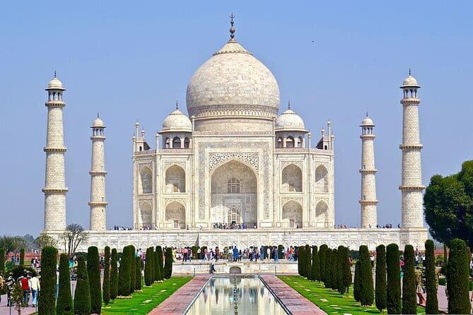 From Delhi: Taj Mahal, Agra Fort & Baby Taj Private Day Tour - Taj Mahal visit with ticket included and a guide that helps you see details