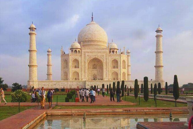 From Delhi: Taj Mahal, Agra Fort & Baby Taj Same Day Tour by Car - Agra Fort: not just walls, but a story you can walk through