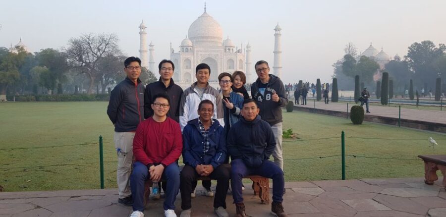 From Delhi: Taj Mahal & Agra Fort Day Trip by Express Train - Entering the Taj Mahal: timing, battery bus, and what to watch for