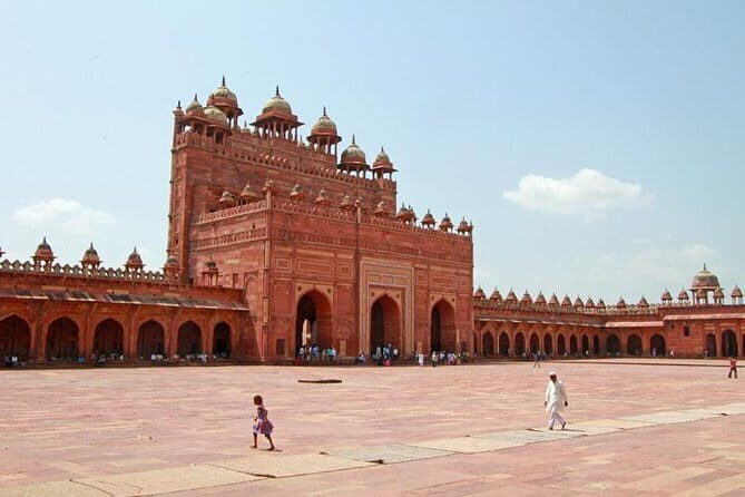 From Delhi-Taj Mahal & Agra Fort Private Tour with Fatehpur Sikri - Taj Mahal at about 9:30 am: what to expect on arrival